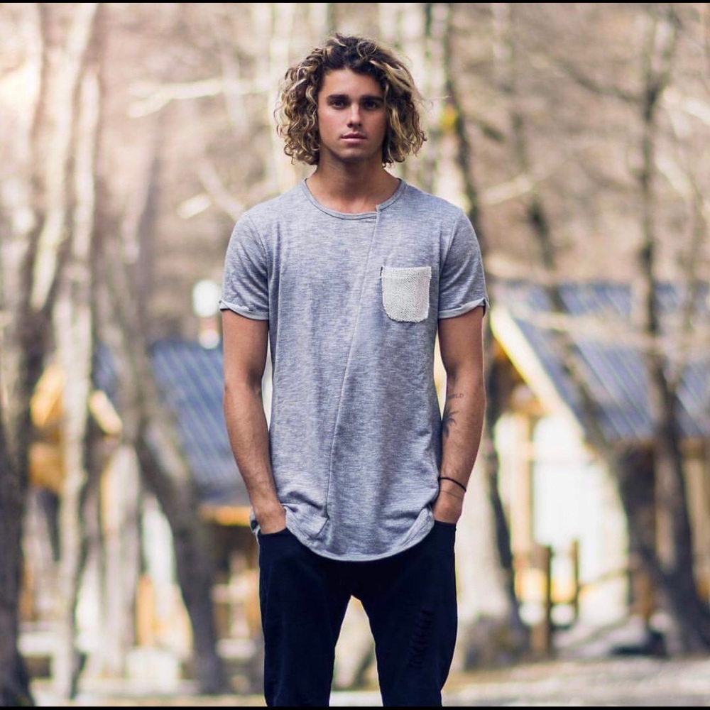 NoHow Style Pocket Tee